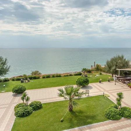 Villa Alexandros Alexandroupolis Buitenkant foto