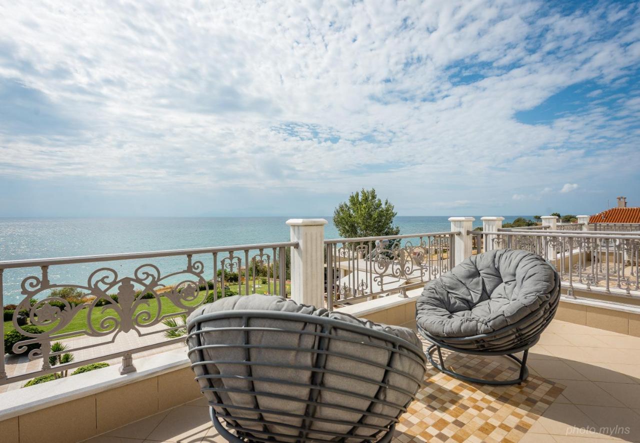 Villa Alexandros